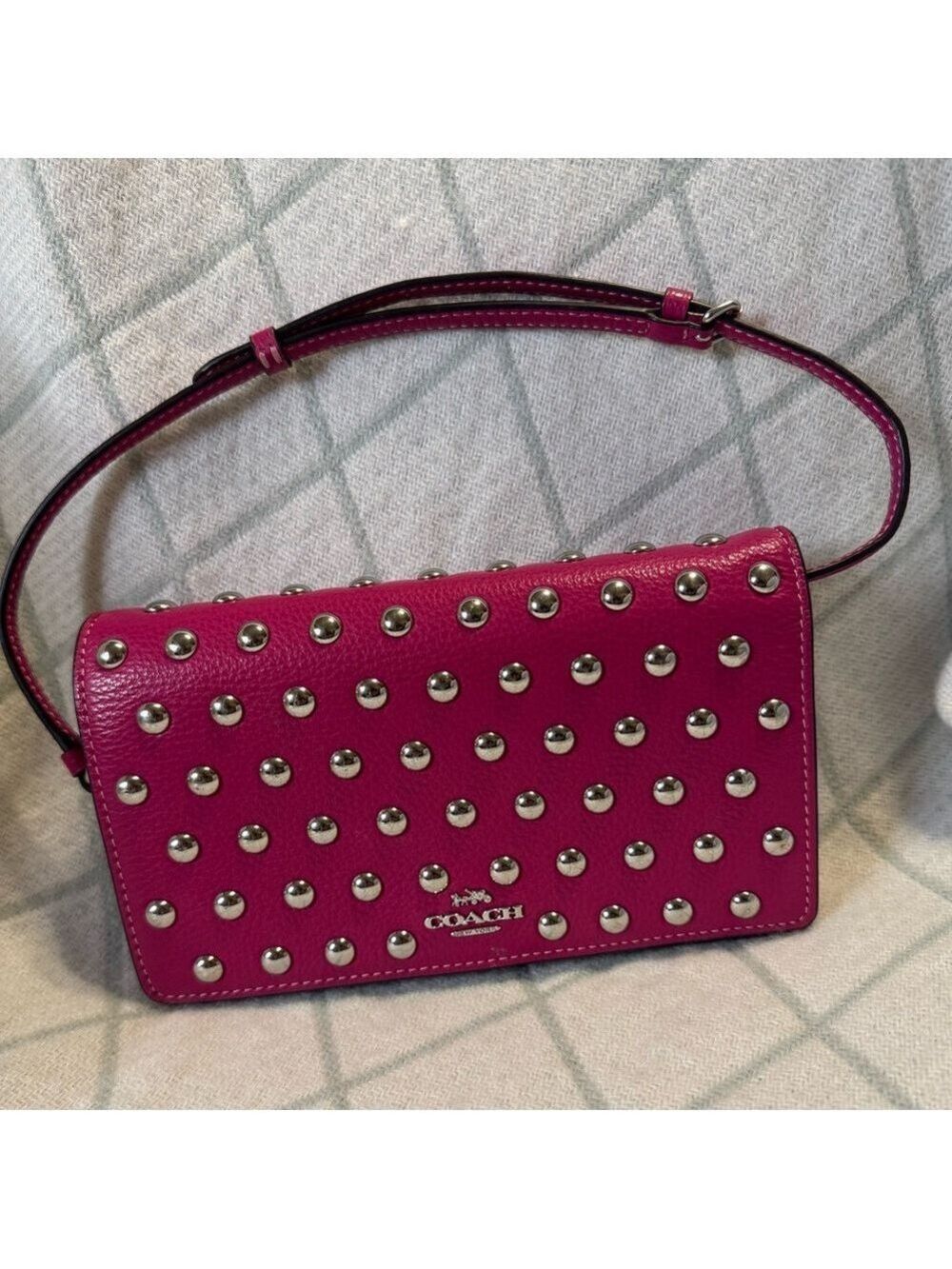 Coach - Anna Foldover Clutch Crossbody w/rivets - EUC BEAUTIFUL PINK 2023 #CM851
